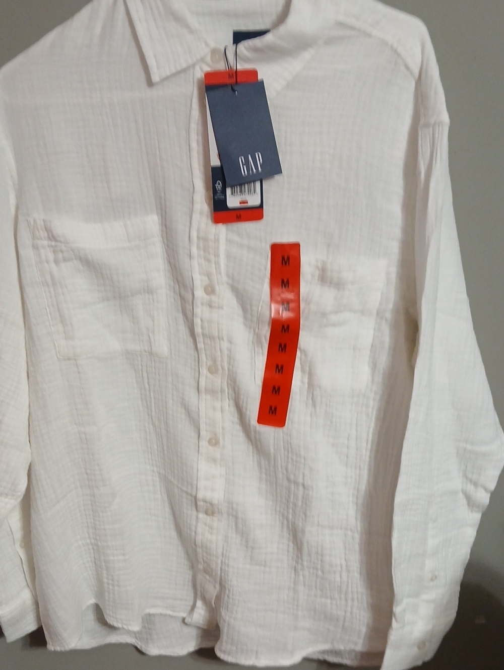 GAP White Long-Sleeve Button-Down Shirt